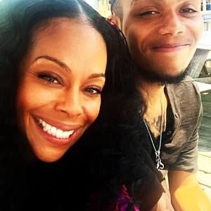 Meet your Posher, Simone